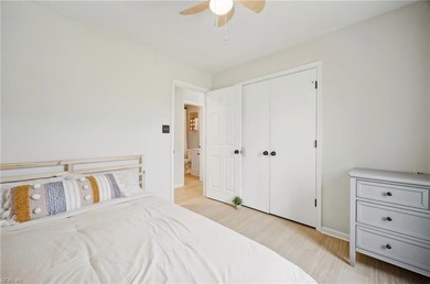 Beautifully updated, move-in-ready ranch on 0.43 acres in the - photo 21