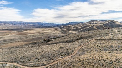 Escape the noise and claim your piece of the High Desert! This - photo 28