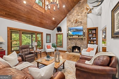 Welcome to your own private retreat on over 11 beautiful acres! - photo 10