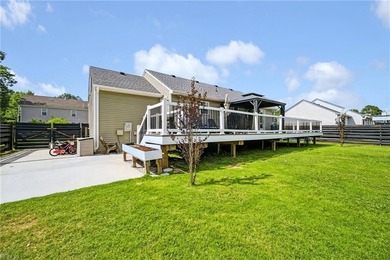 Beautifully updated, move-in-ready ranch on 0.43 acres in the - photo 33