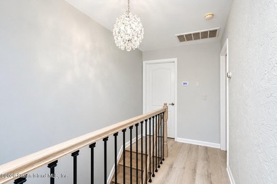 Only one 2-family home in Tottenville under 1 million! Located - photo 8