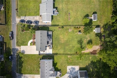 Beautifully updated, move-in-ready ranch on 0.43 acres in the - photo 43
