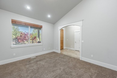 Beautiful rambler in Spanish Fork's desirable River Cove area - photo 47