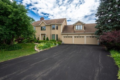 Lake Home For Sale in Antioch, Illinois