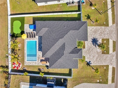 Welcome to this STUNNING, FURNISHED - TURNKEY home built in 2023 - photo 2