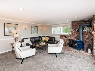 Spellbinding ocean views! Expansive long-range vistas over - photo 14