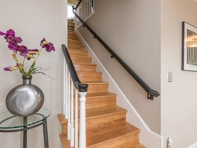 Spellbinding ocean views! Expansive long-range vistas over - photo 17