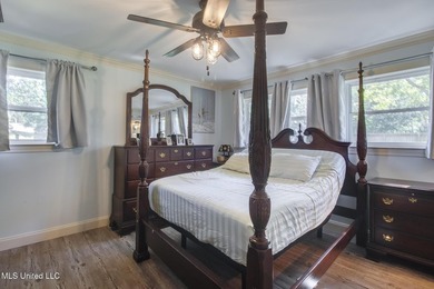 Down a private lane you will find this beautiful property - photo 18