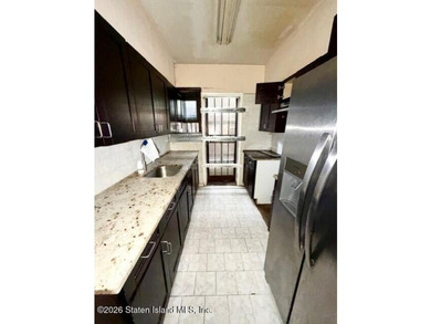 Welcome to this Charming Single Family in the Desirable - photo 19