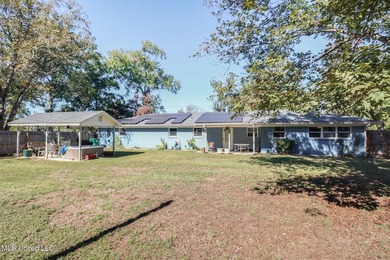 Down a private lane you will find this beautiful property - photo 24