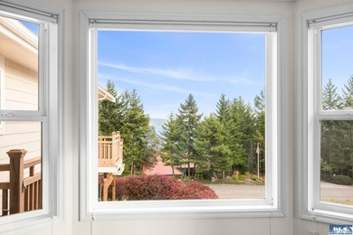 Beautiful Home in Diamond Point! Take in the gorgeous views in - photo 24