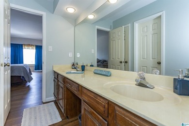 Spacious 2BR/2BA condo with beautiful mountain views and - photo 28