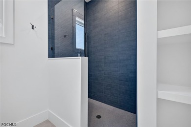 Xanadu is a rare expression of contemporary coastal architecture - photo 35