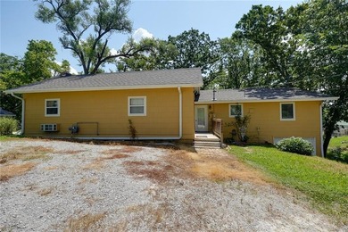 MOTIVATED SELLER-BRING YOUR OFFER! Why pay lakefront prices when - photo 36