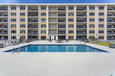 Spacious 2BR/2BA condo with beautiful mountain views and - photo 38