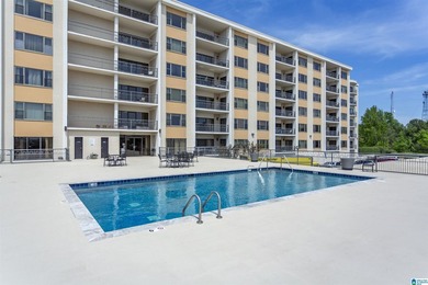 Spacious 2BR/2BA condo with beautiful mountain views and - photo 39