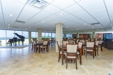 Spacious 2BR/2BA condo with beautiful mountain views and - photo 41
