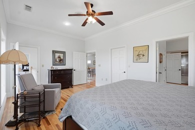 Beyond a private gated entrance, discover an elegant - photo 46