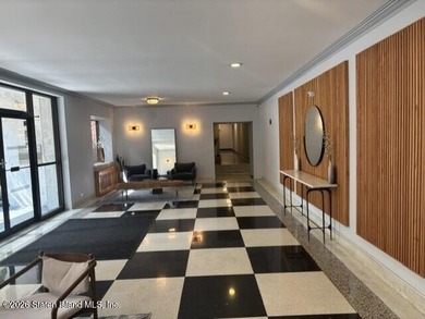 WELCOME TO THIS SPACIOUS 1 BEDROOM CO-OP BUILDING IN THE HEART - photo 4
