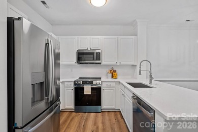 Welcome to effortless Davidson living in one of the area's most - photo 6
