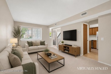 Move right into this beautifully updated 2 bedroom, 1.5 bath - photo 10