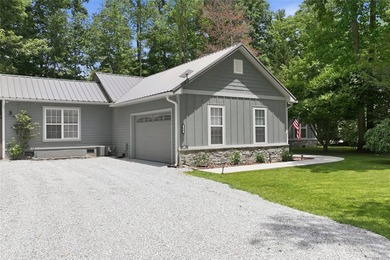 Beautifully reimagined and thoughtfully renovated, this - photo 9