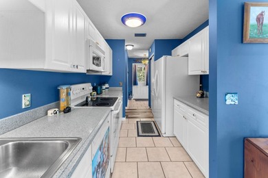 Welcome to your lakefront retreat! This 3BR/2BA home sits on a - photo 13