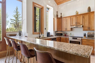 Ideally positioned in Silver Lake, with ski to, ski from access - photo 16