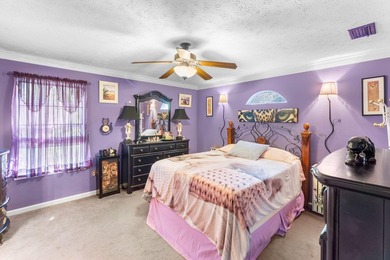 Welcome to your lakefront retreat! This 3BR/2BA home sits on a - photo 18