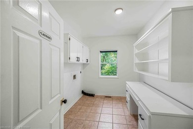 Welcome to this traditional home in Fianna Hills featuring two - photo 23