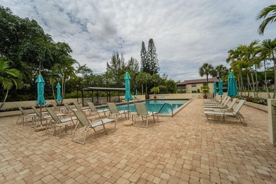 FULLY RENOVATED, 1st-FLOOR, LAKE FRONT condo located in the - photo 30