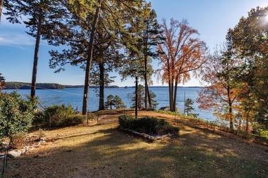 Lake Lanier Home For Sale in Cumming Georgia