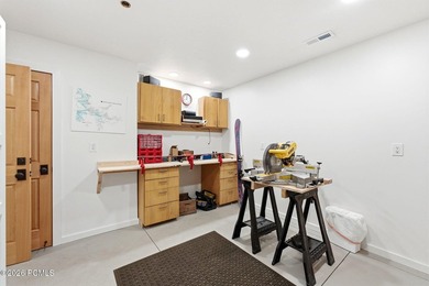 Ideally positioned in Silver Lake, with ski to, ski from access - photo 47
