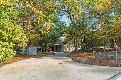 Welcome to your lakefront retreat! This 3BR/2BA home sits on a - photo 48
