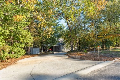 Welcome to your lakefront retreat! This 3BR/2BA home sits on a - photo 49