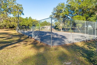 Welcome to your lakefront retreat! This 3BR/2BA home sits on a - photo 52