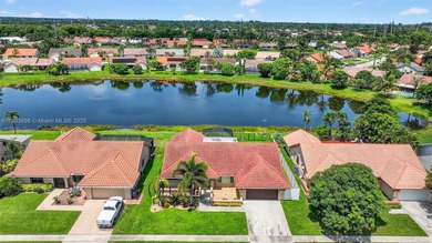 Lakes at Boynton Waters  Home For Sale in Boynton Beach Florida