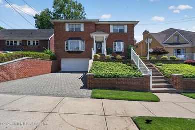 A unique opportunity to own a true extra-large all brick center - photo 1