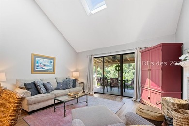 Peaceful Sea Pines retreat with proven rental performance and a - photo 14