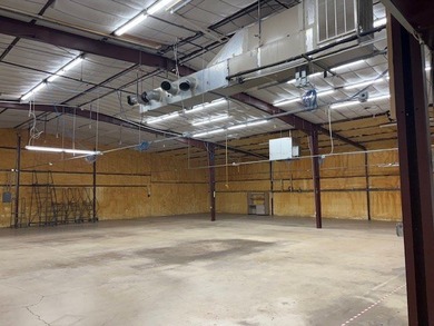 FOR SALE OR LEASE!!! NEED SPACE??? This Office/Warehouse offers - photo 14