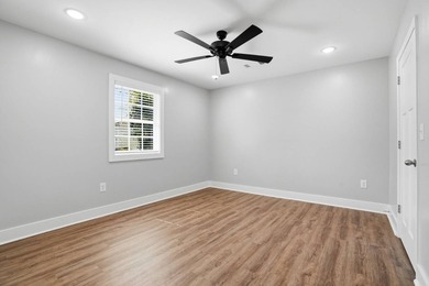 1068 Mill SE St - photo 16
