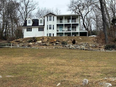 White River Home For Sale in Flippin Arkansas