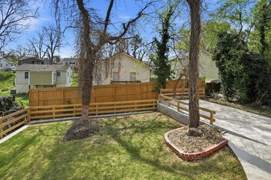 1068 Mill SE St - photo 23