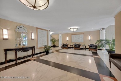 Furniture included. Turn key! (Should you want) Location! - photo 3
