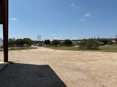 FOR SALE OR LEASE!!! NEED SPACE??? This Office/Warehouse offers - photo 24