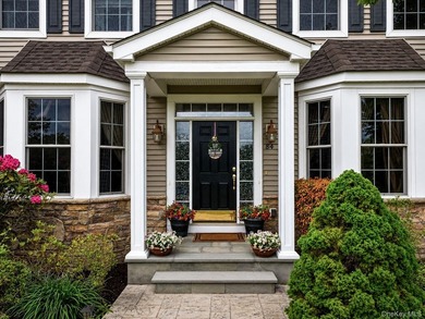 Luxury living in the prestigious gated community of Mansion - photo 4