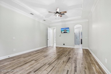 Beautifully updated Toll Brothers home with over $100,000 in - photo 34