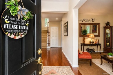 Luxury living in the prestigious gated community of Mansion - photo 5