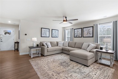 Welcome to your ultimate, turn-key dream home! This impressive - photo 6