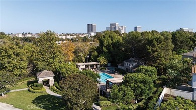 These homes RARELY come on the market!! Welcome to one of the - photo 41
